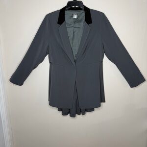 VENUS Charcoal Lightweight Blazer Size 18 New Without Tags, Never Worn.